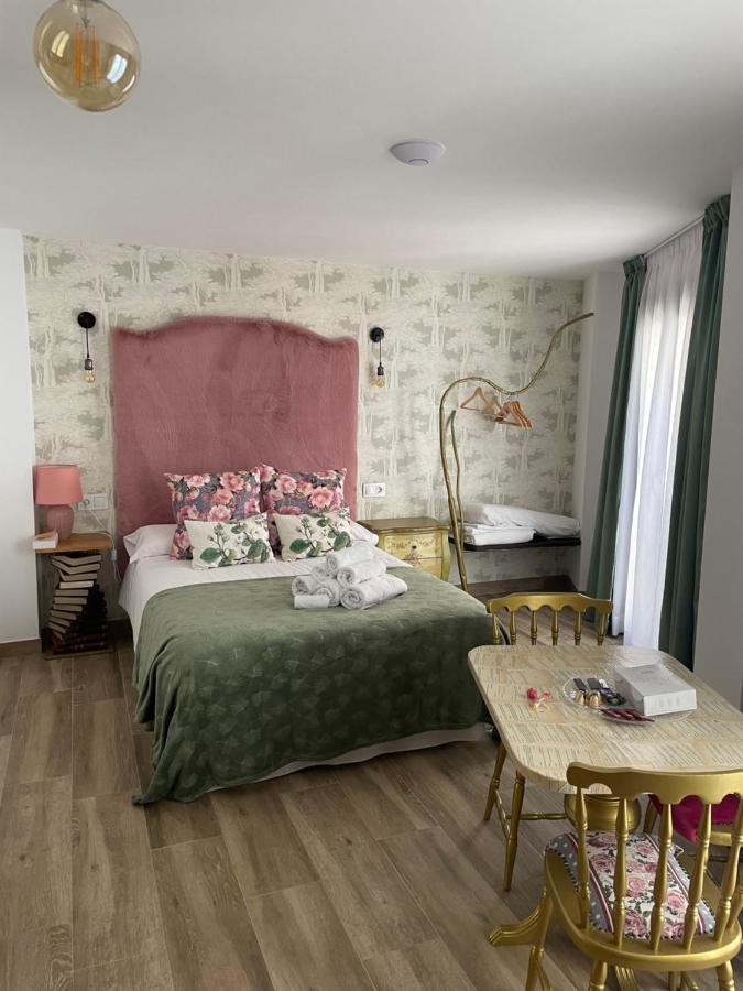 Ateneo Cuenca Suites Con Cocina En El Casco Historico Extérieur photo