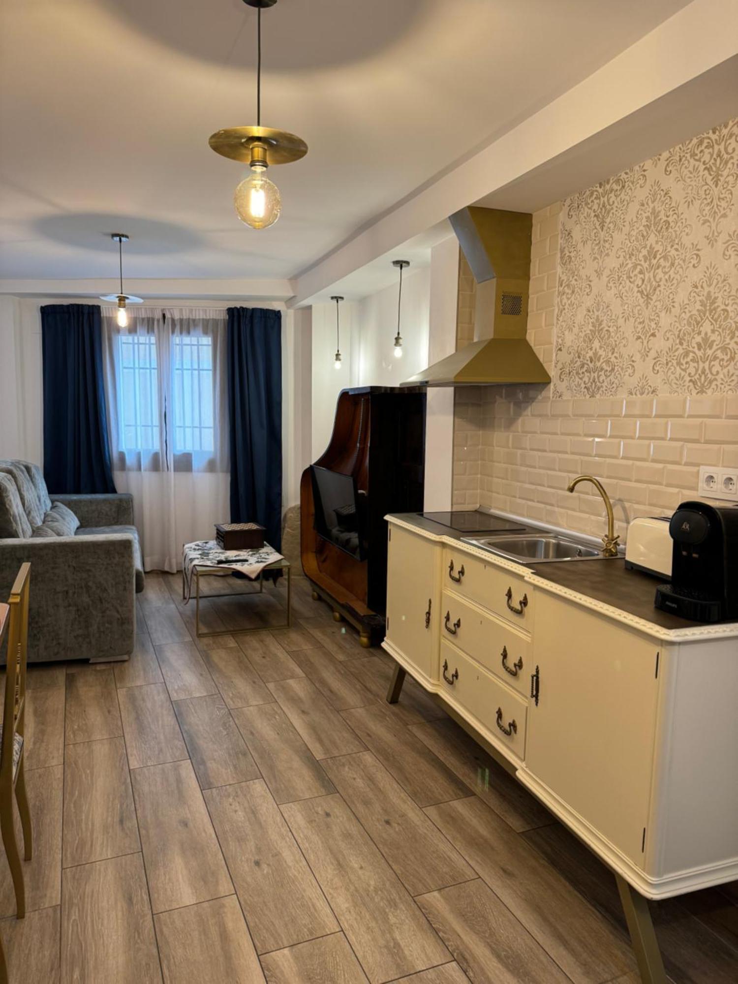 Ateneo Cuenca Suites Con Cocina En El Casco Historico Extérieur photo